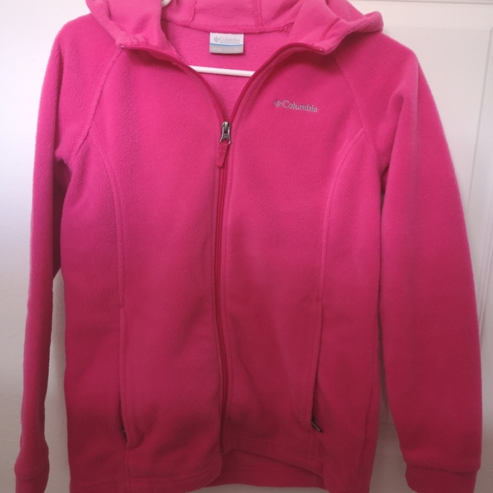 Columbia sweatshirt.